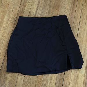 Abercrombie and Fitch side zip SKORT